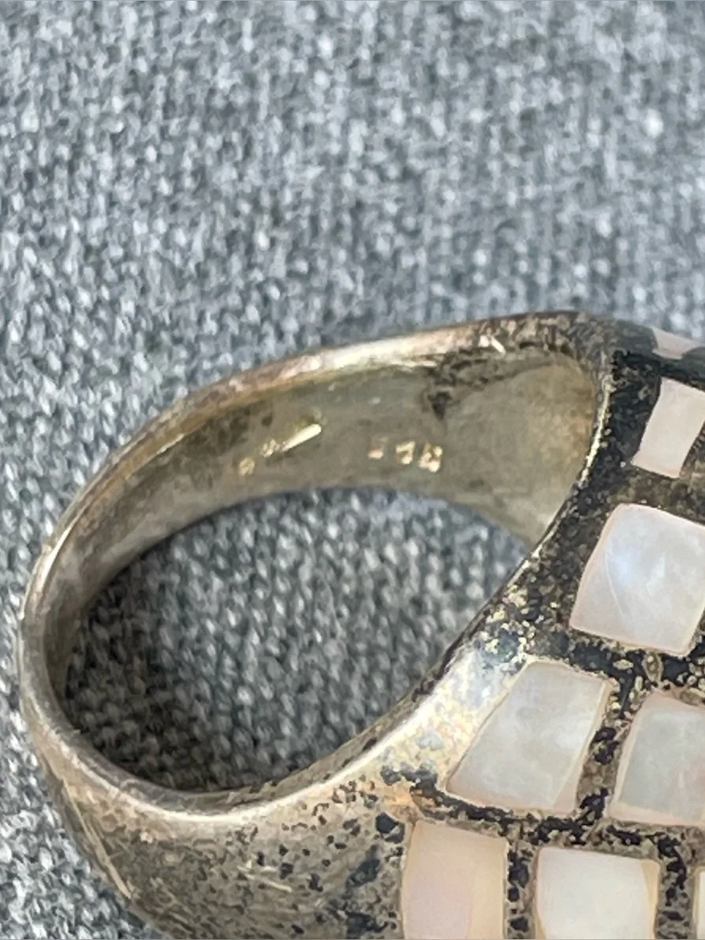Vintage Pastel Mother of Pearl Inlay Pebble Dome Ring 925 Sterling Silver Sz 6.5